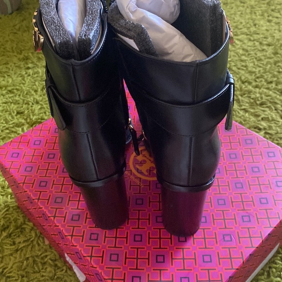 Tory Burch Sidney bootie - Picture 4 of 8